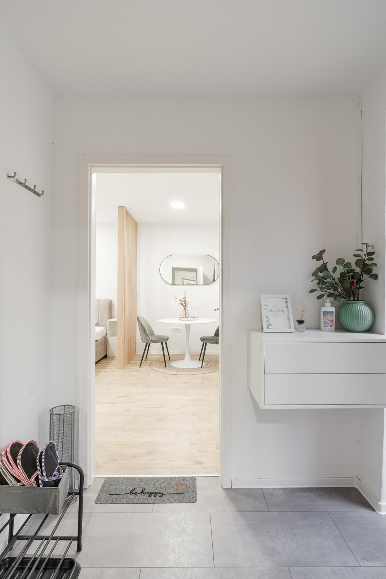 Classy & Cozy Apartment 2 リュブリャナ エクステリア 写真