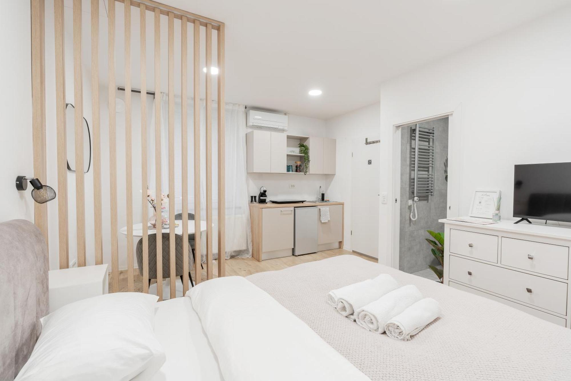 Classy & Cozy Apartment 2 リュブリャナ エクステリア 写真